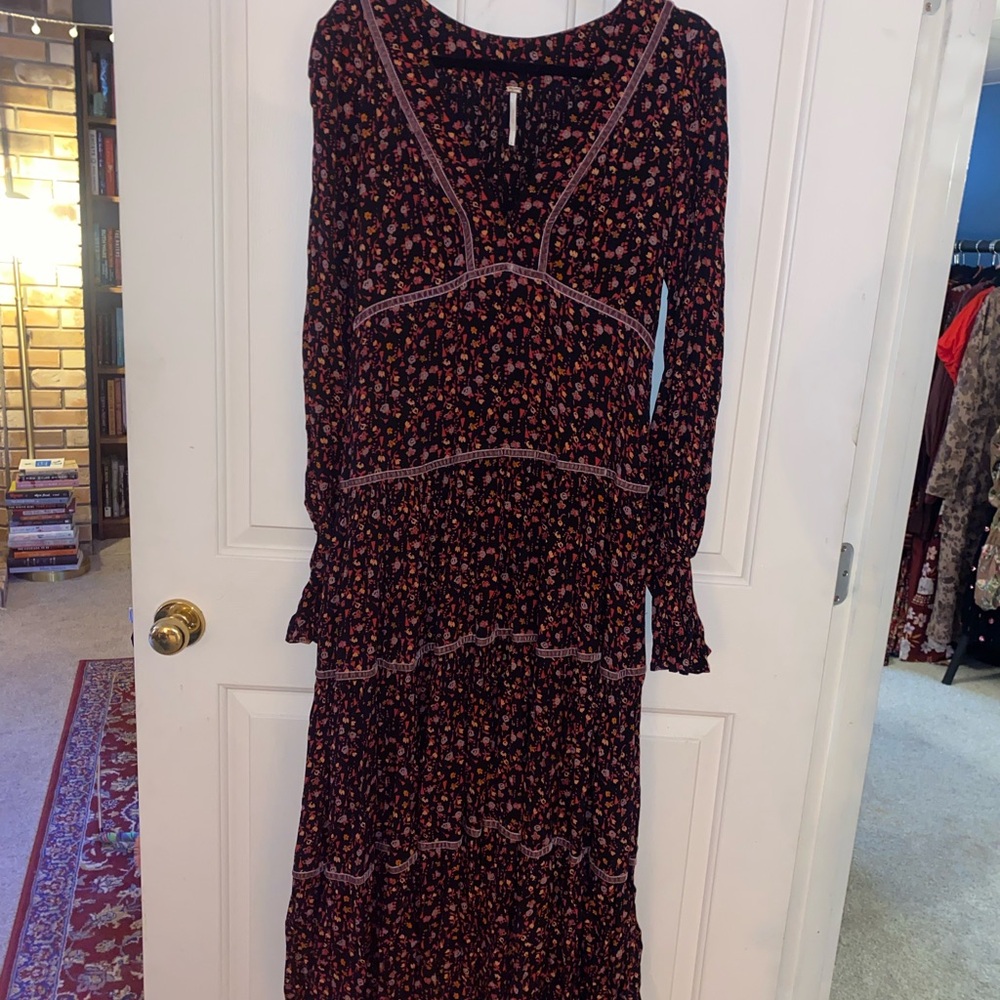 Rare Free People Floral Maxi Dress – Boho Tiered – Size 8